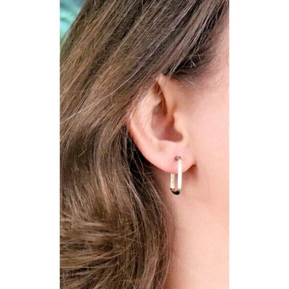 14k Yellow Gold Square Textured Hoop Earrings - Picture 4 of 6